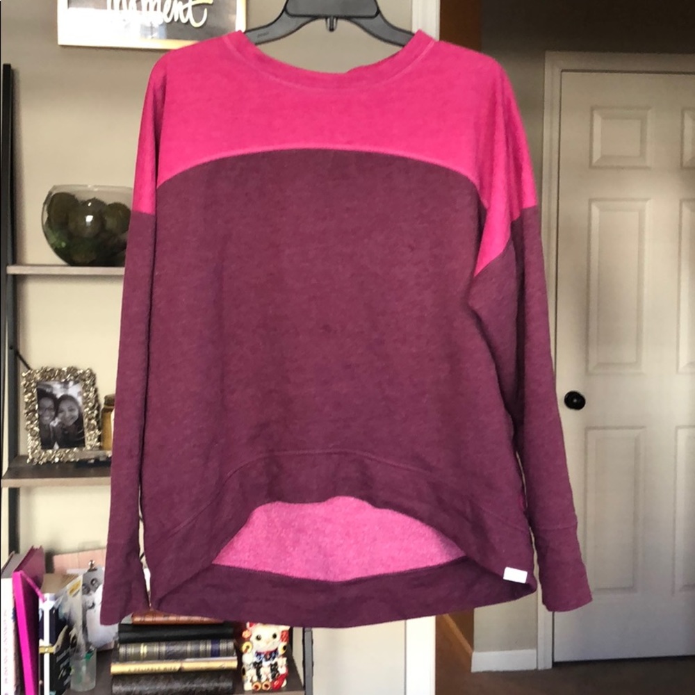 Women’s Champion Sweatshirt (Lg)